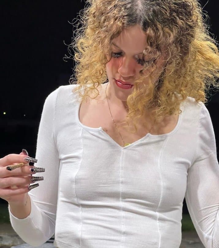 Click to view full size No bra ever