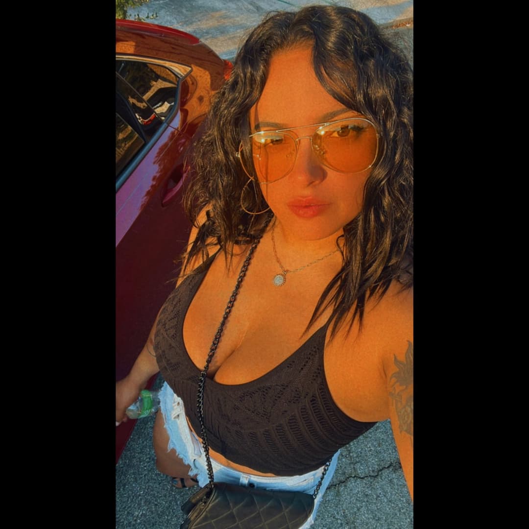 Click to view full size Moe has a strangle hold on me ? (NN)