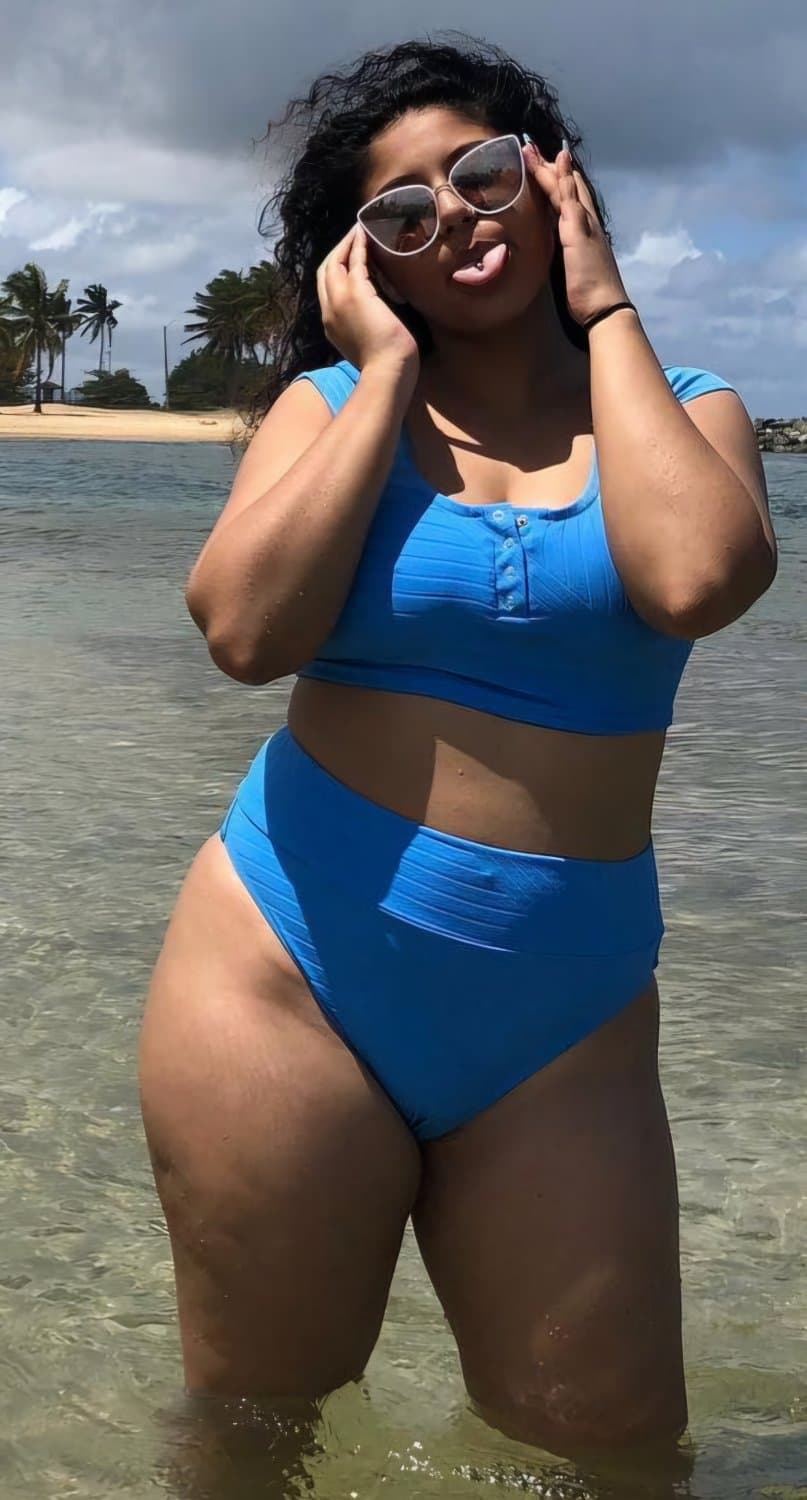 Click to view full size Downstate Thic Latina - Mariah O