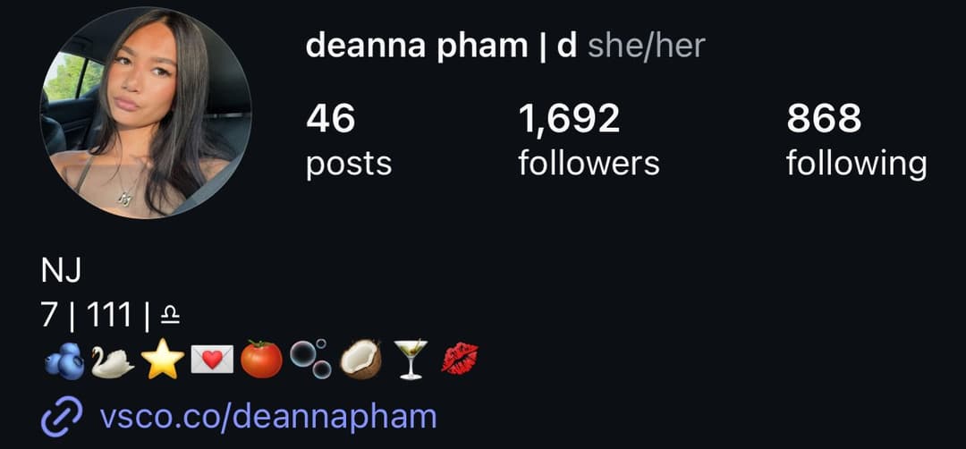 Click to view full size *RARE* Asian Instagram Model’s LEAKED TITS! ??? Check the necklace! Save while you can! ???