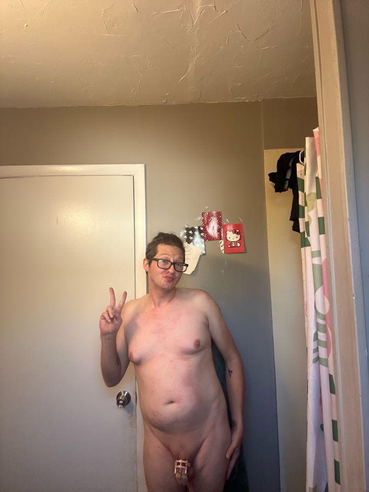 Click to view full size Shane Eaton sissy