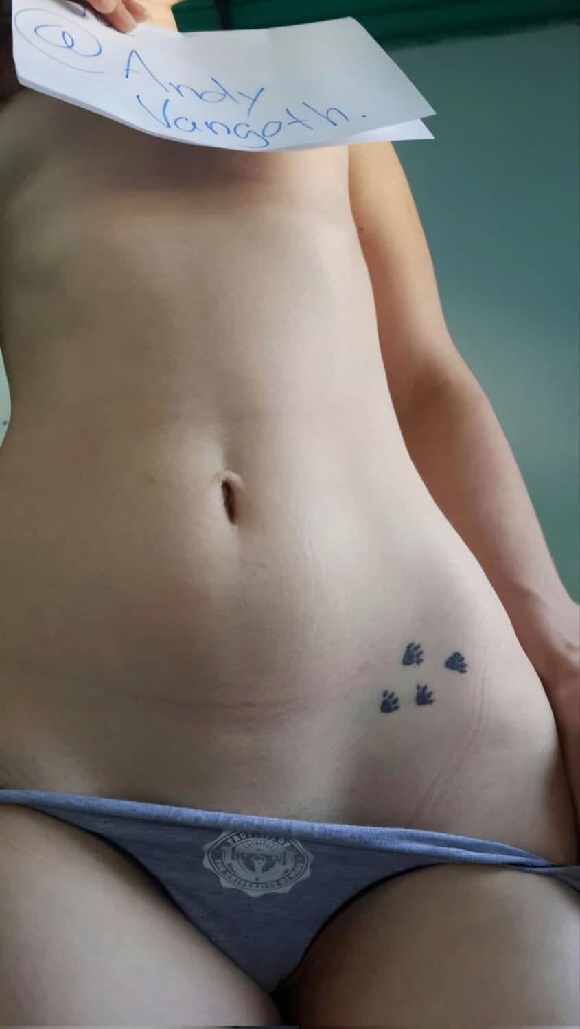 Click to view full size La reina de mis pajas❤️