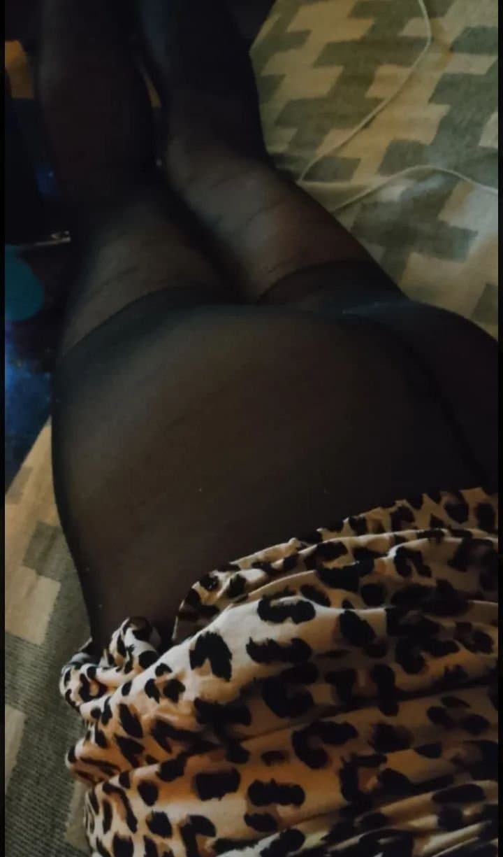 Click to view full size Cross dressing fun