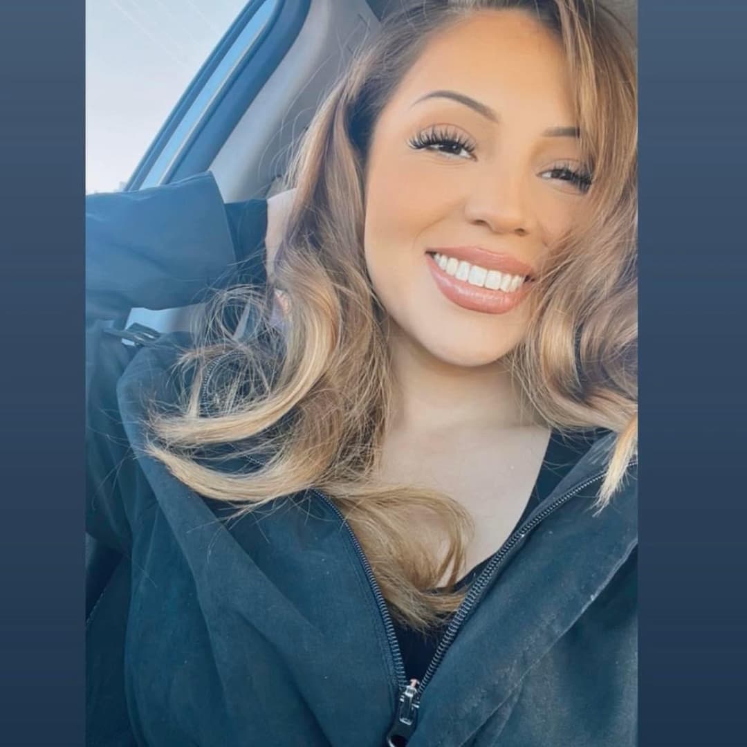 Click to view full size Pull out or creampie this Latina slut