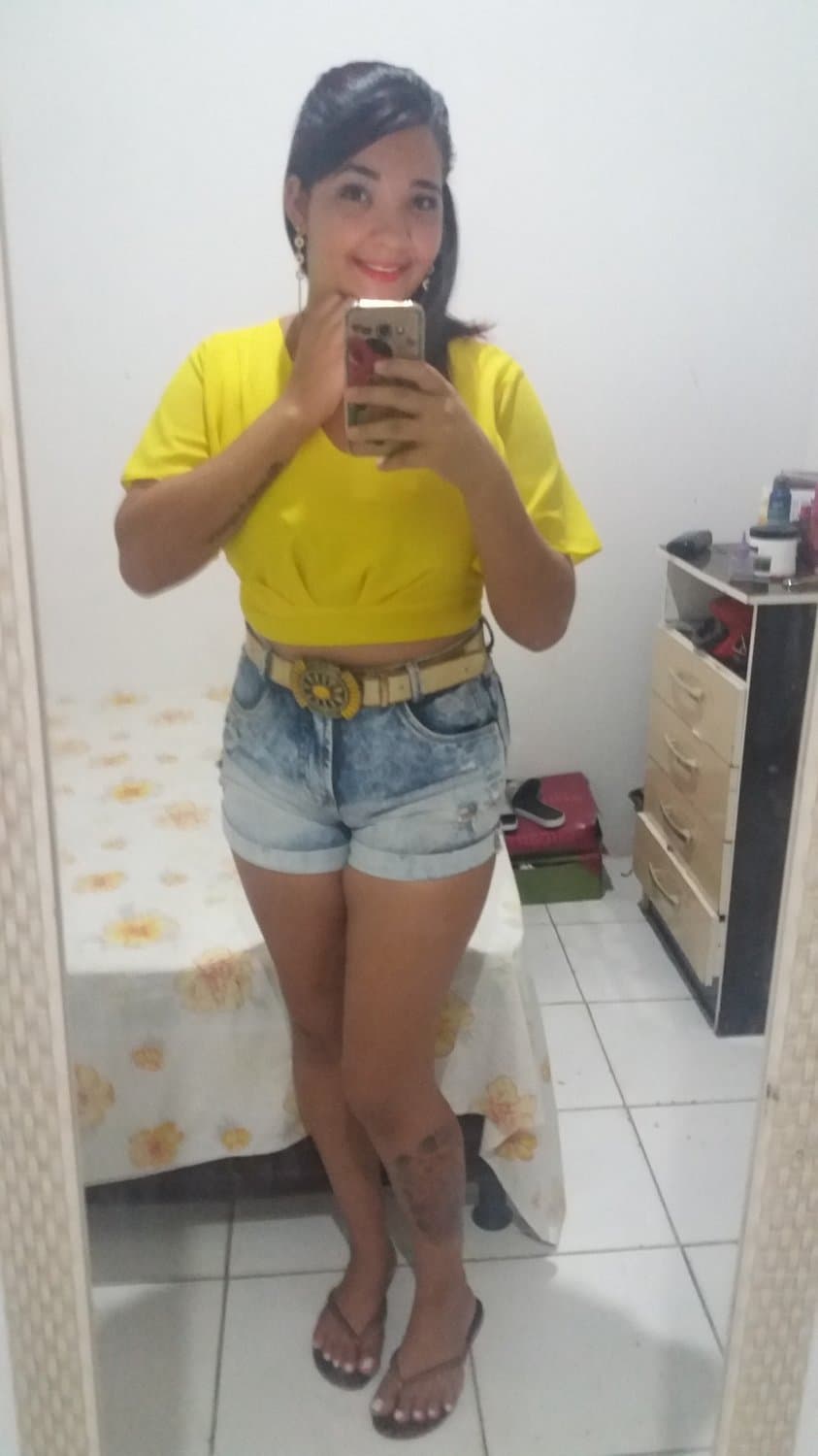 Click to view full size Coroa gostosa foi enviada por seguidor