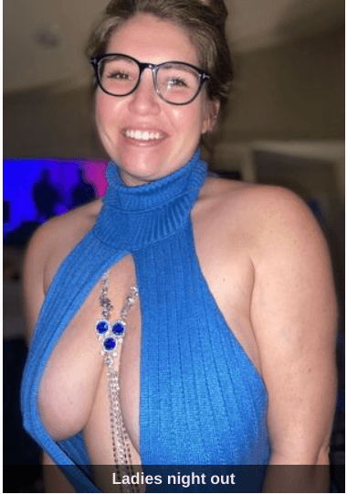 Click to view full size Matures, MILFs, Nerds wearing glasses