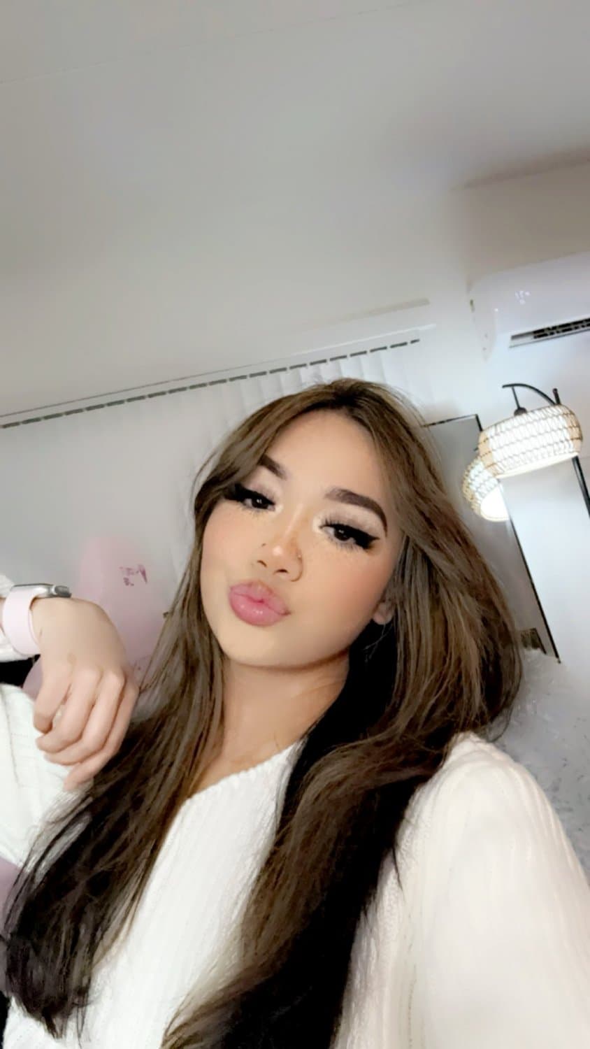 Click to view full size Sexy petite ABG teen Cece