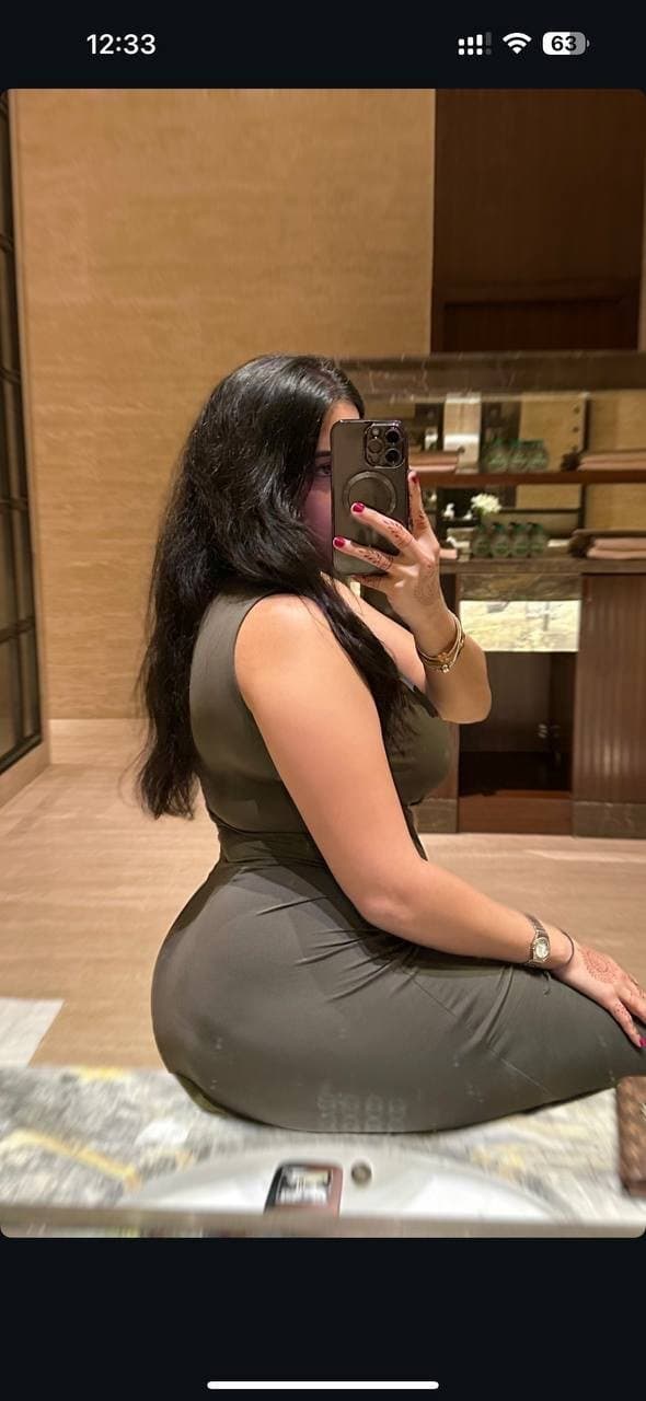 Click to view full size Thick Ass Indian Escort. Big Ass Atlanta Black Cock Slut.