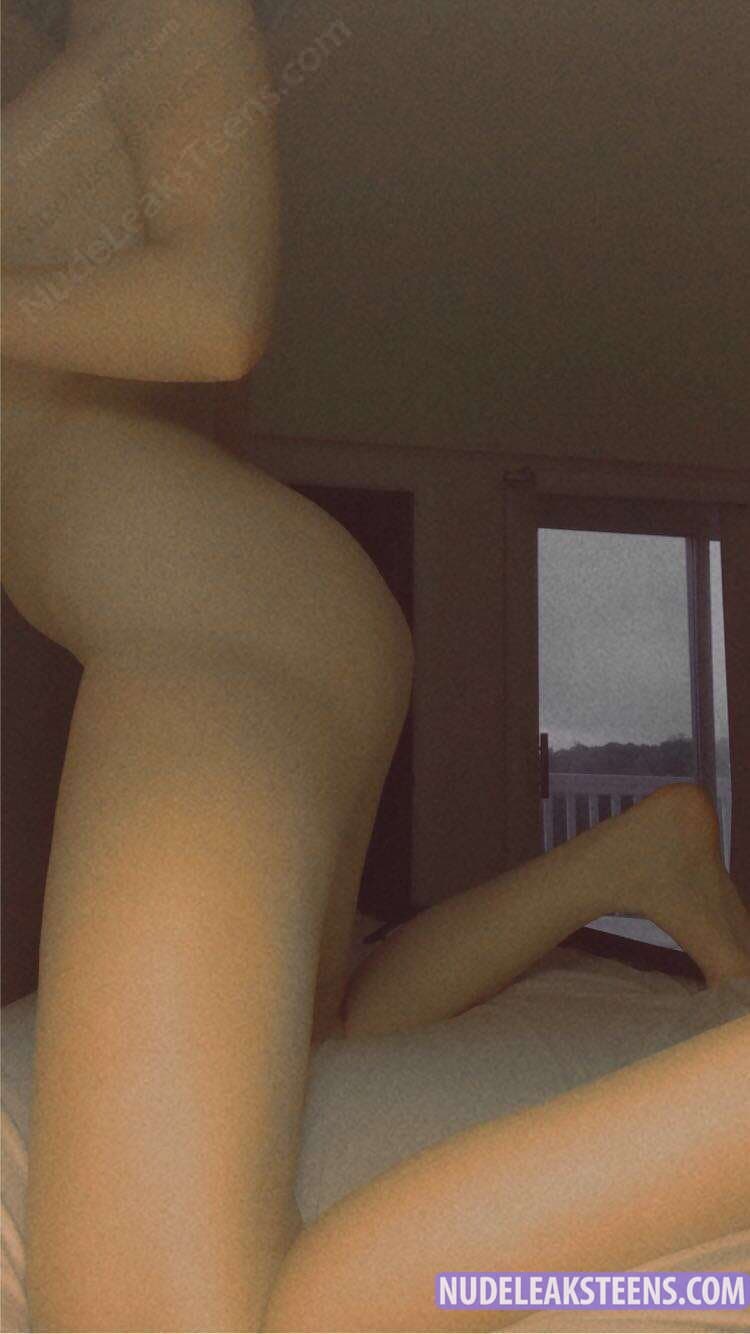 Click to view full size A horny teen spreads her pretty legs