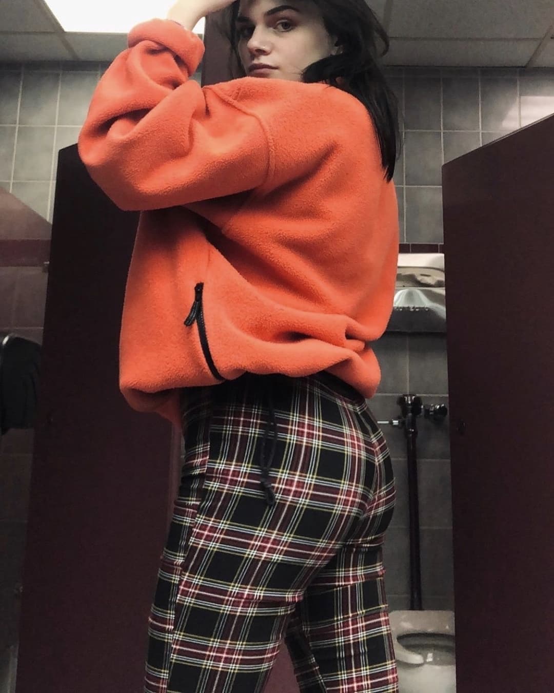 Click to view full size Fat Breasted Alt Girl