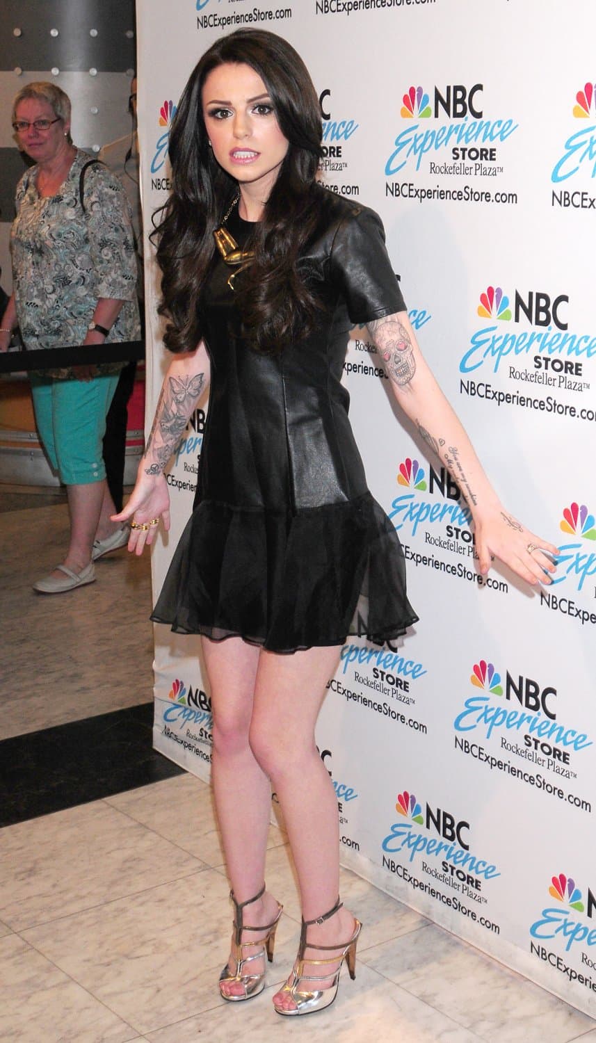 Click to view full size Cher Lloyd DeepFake Videos & Photos