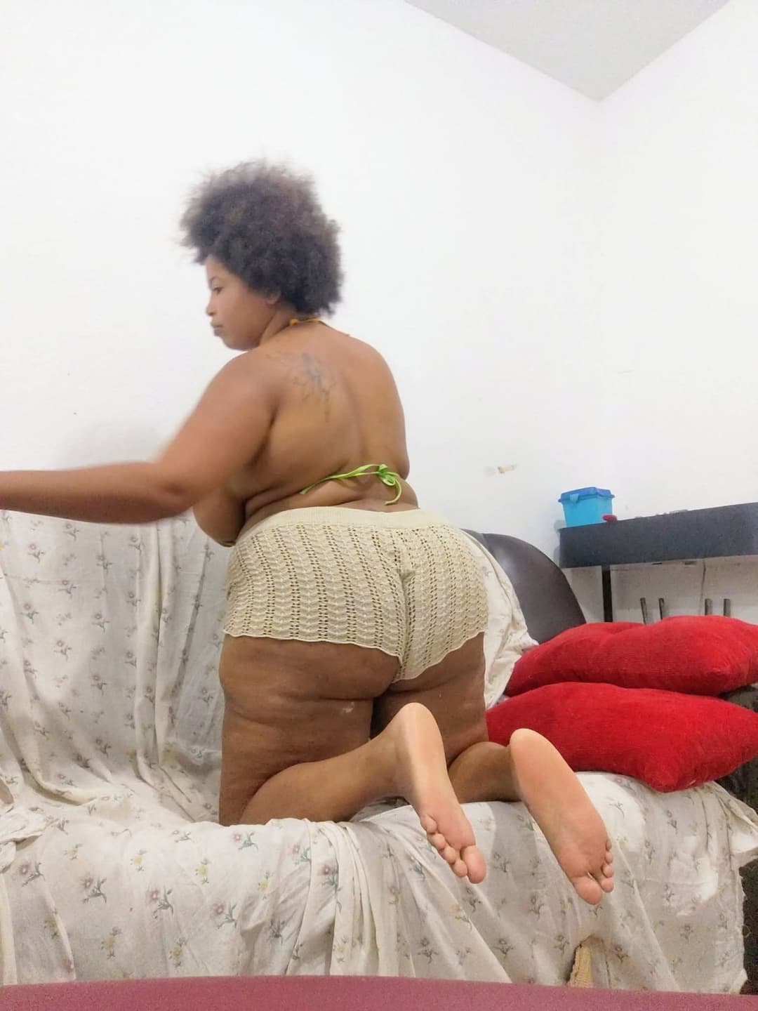 Click to view full size Gordinha tarada e safada