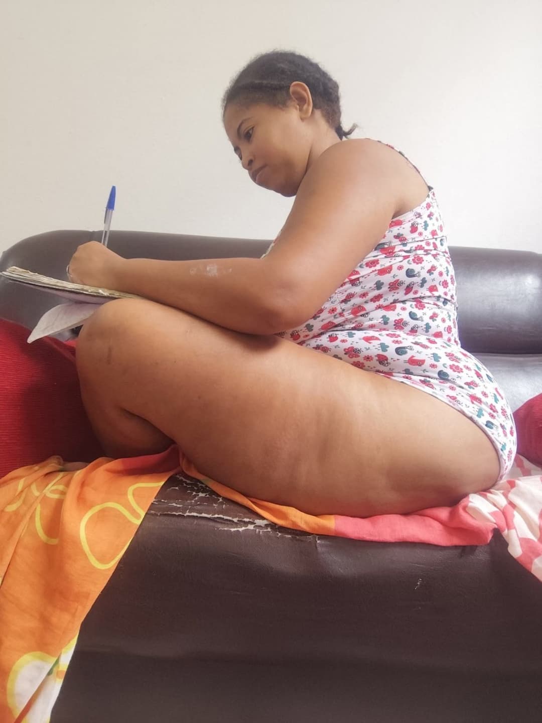 Click to view full size Gordinha tarada e safada