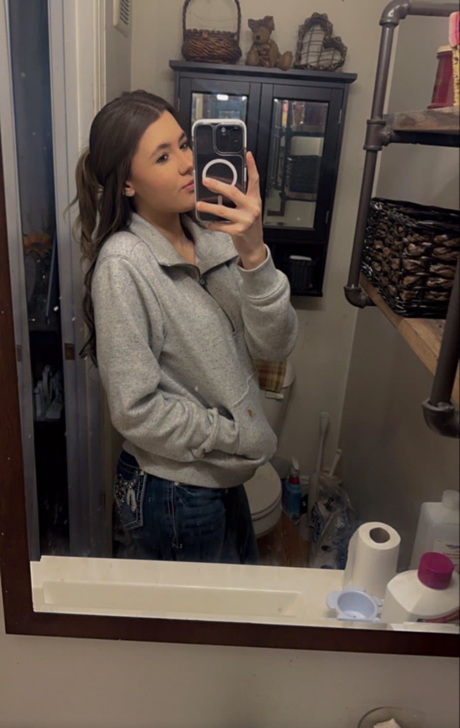 Click to view full size CNA Vicki