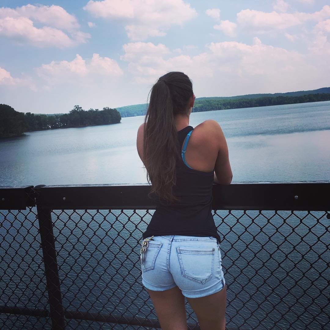 Click to view full size College Crush Lisa Sandson (@lisa.sandson). Comment your favorite pics.