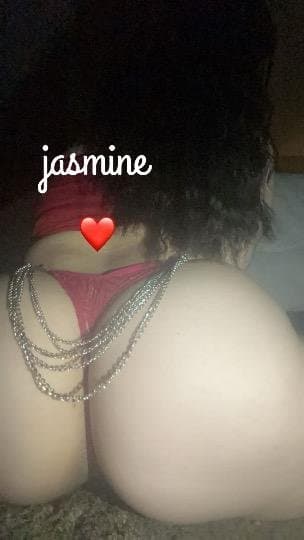 Click to view full size 22 year old Jasmine escort in Orange County ca