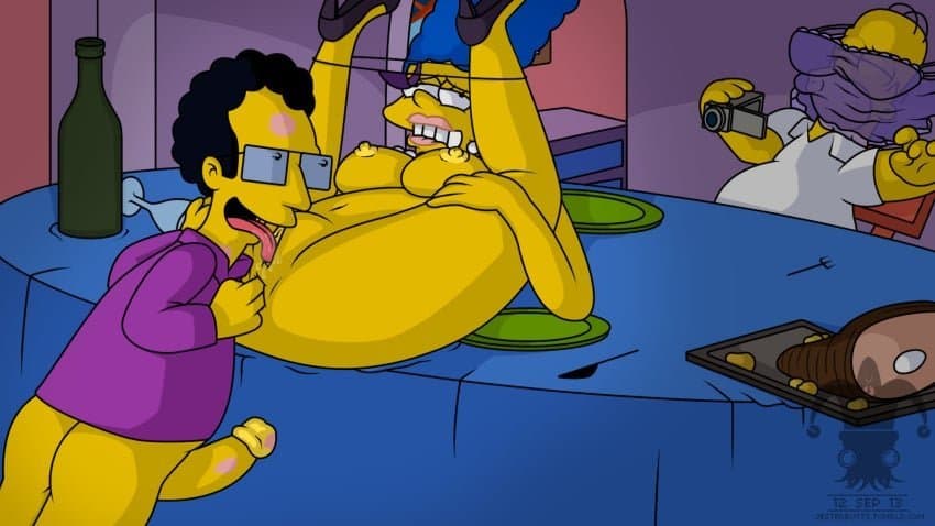 Click to view full size Marge Simpson