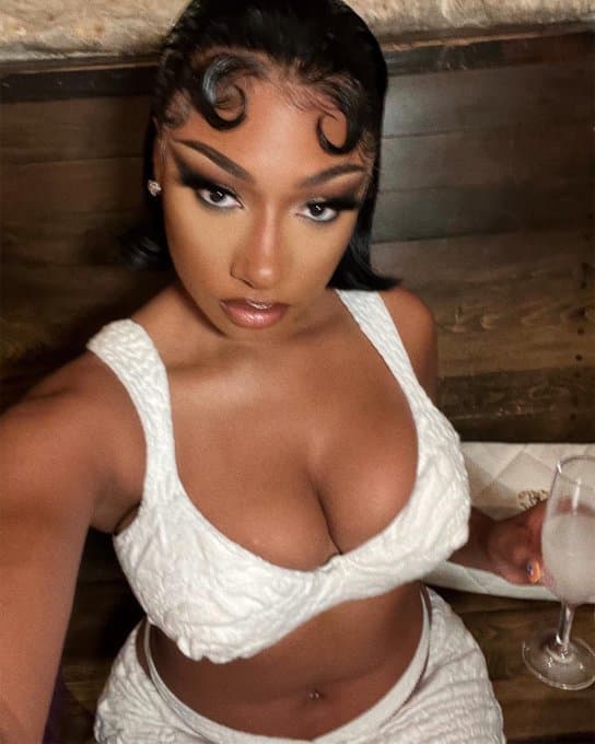 Click to view full size Tiddies Here