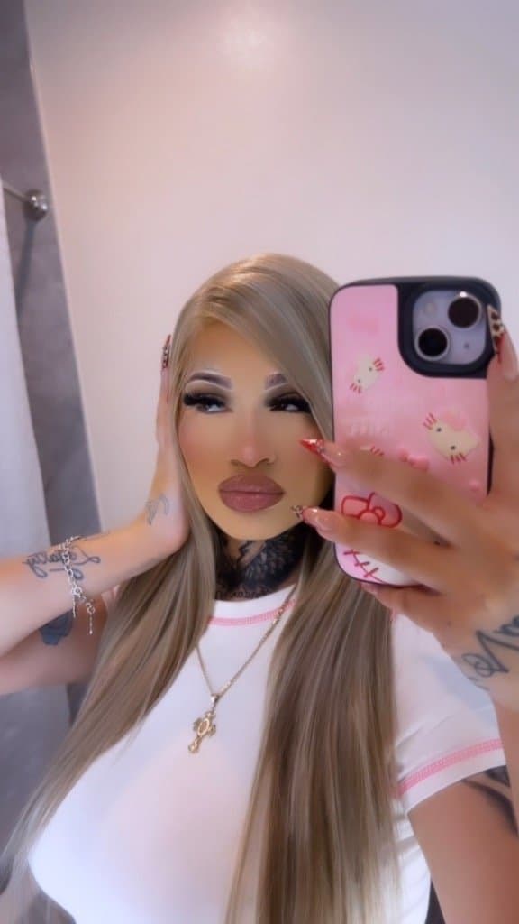 Click to view full size Comment and share for video: Watch me slut out 2 Latina freaks at the same time