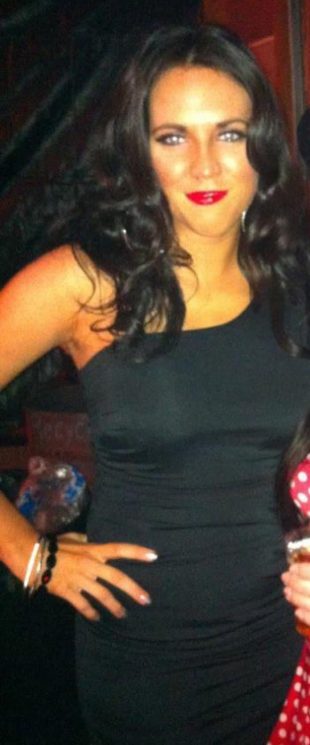 Click to view full size Slut Nurse wants to pull a train LeAkEd