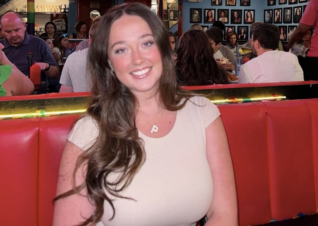 Click to view full size The girl I fucked on New Year’s Eve last night…she’s SO hot her tits in my face were UNREAL