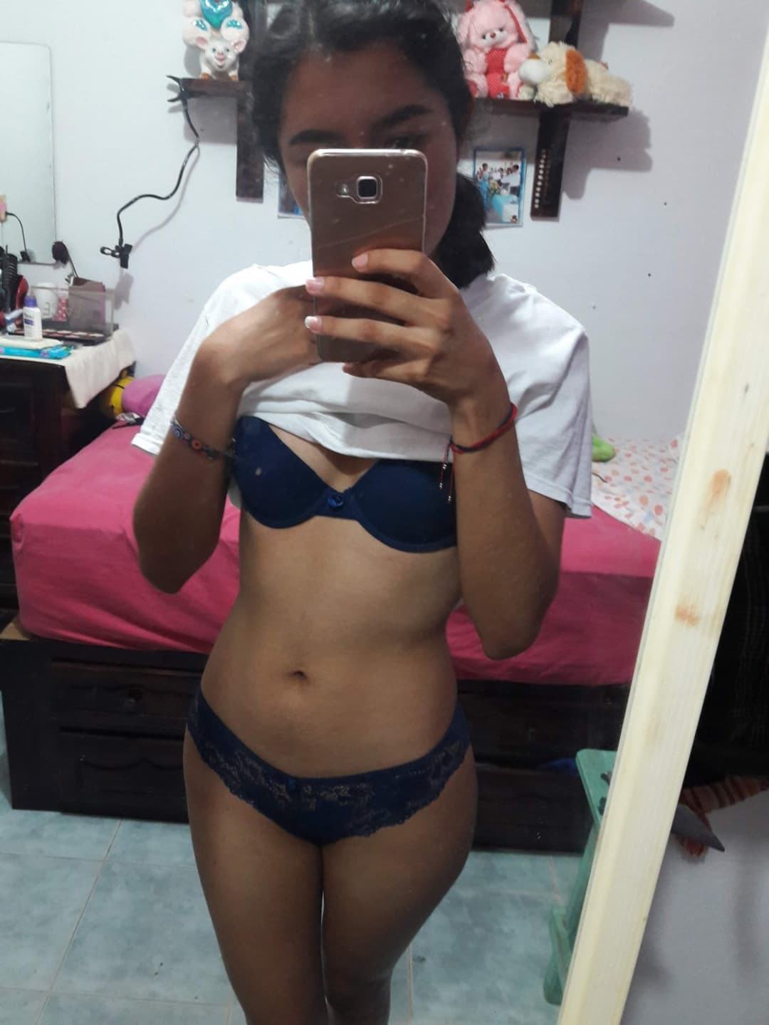 Click to view full size 18yo latina sucking a big cock and getting fucked