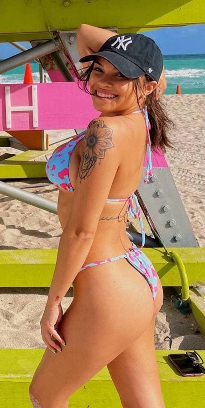 Click to view full size I think its the 5th day in a row posting the brown whore w huge titties. How many days should I go