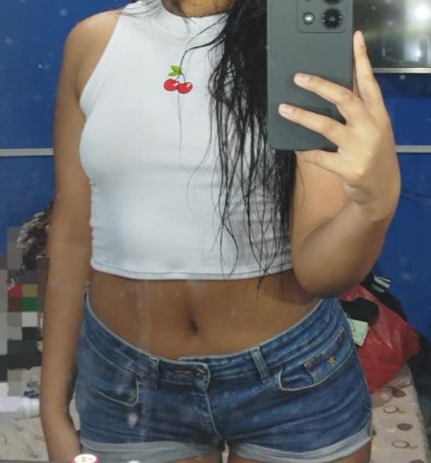 Click to view full size Lindas17??