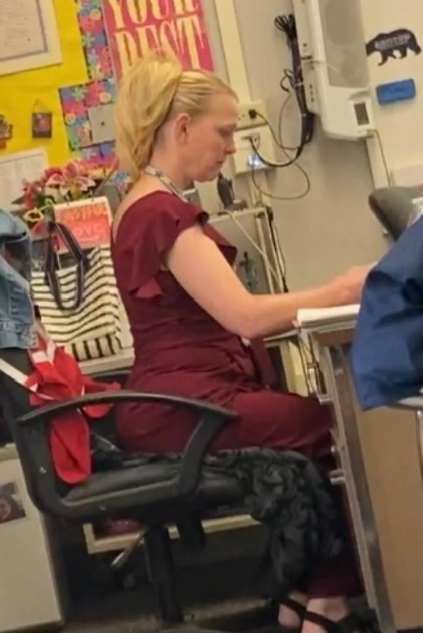 Click to view full size Upskirt of my milf English teacher from high school