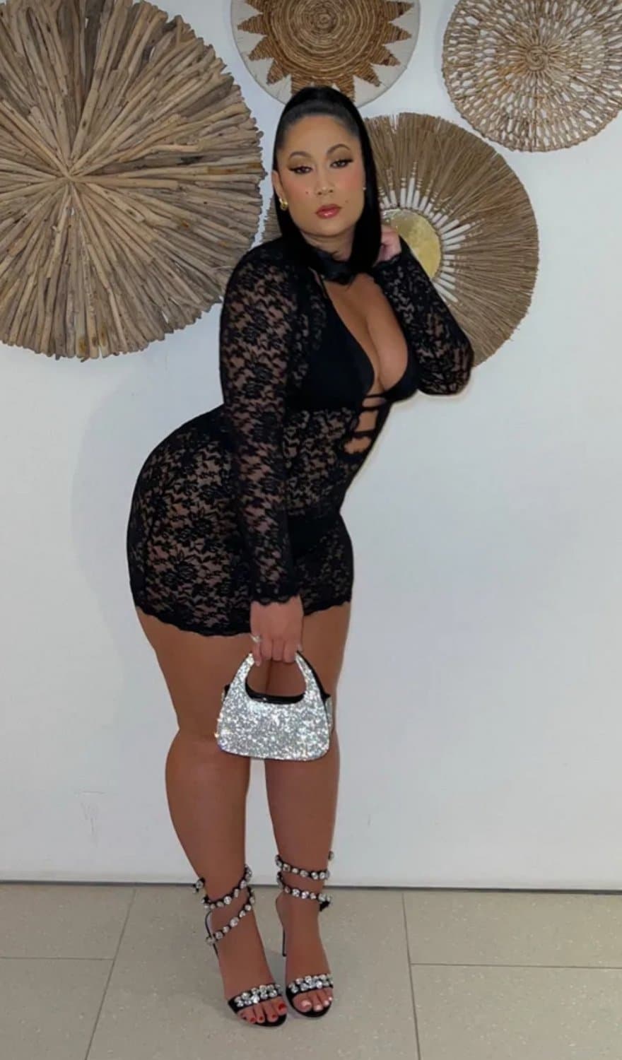 Click to view full size She goes by the name of Lollie on snap chat does anyone have anything of her? Thick Amazon Latina