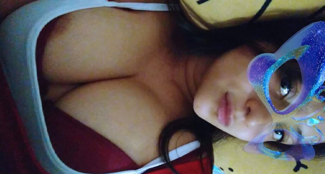 Click to view full size Mirza chichona