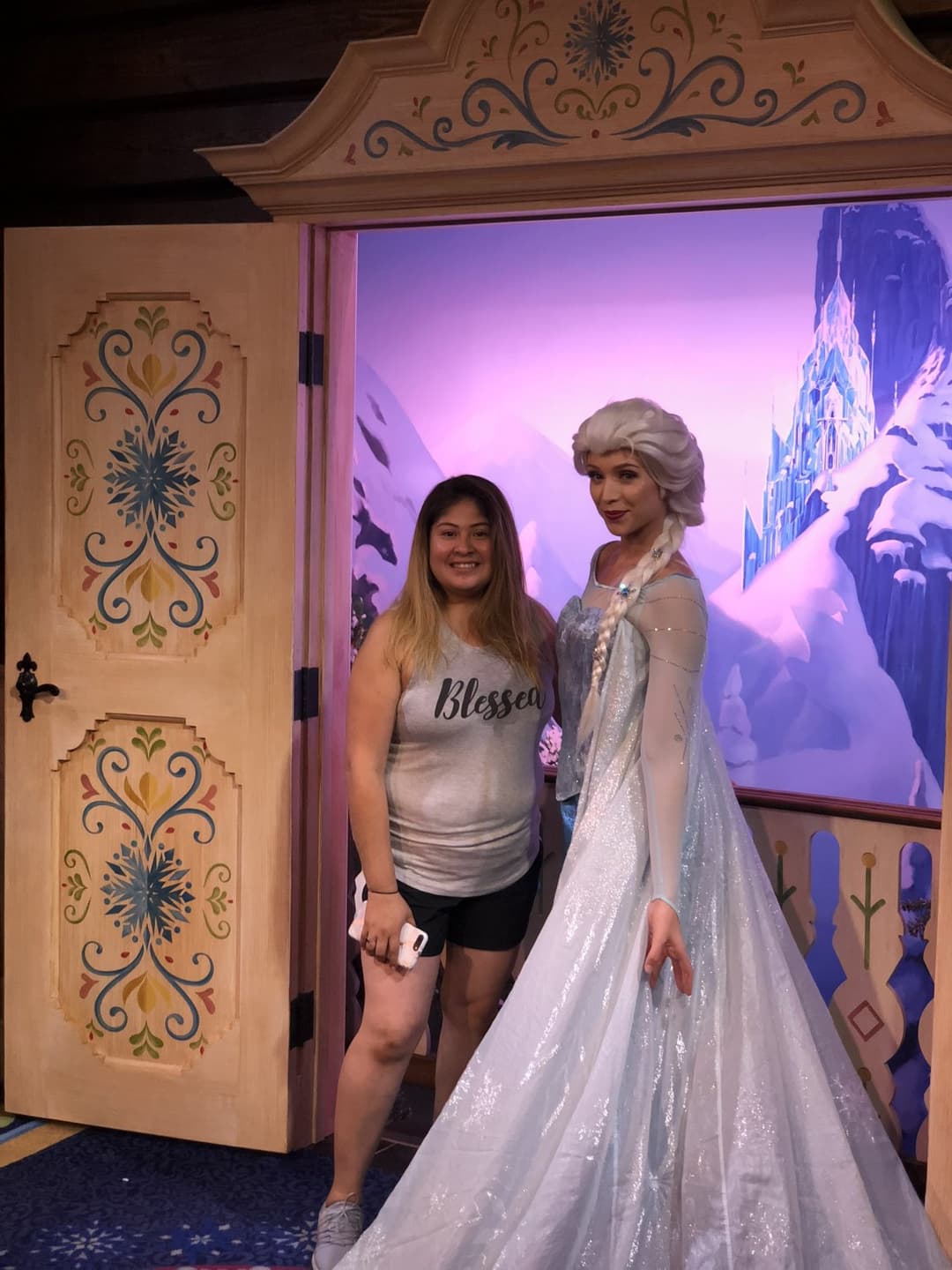 Click to view full size Wife gives her boss head at work so hubby won’t find out