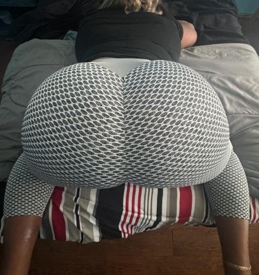 Click to view full size Thick big booty black ebony milf mom