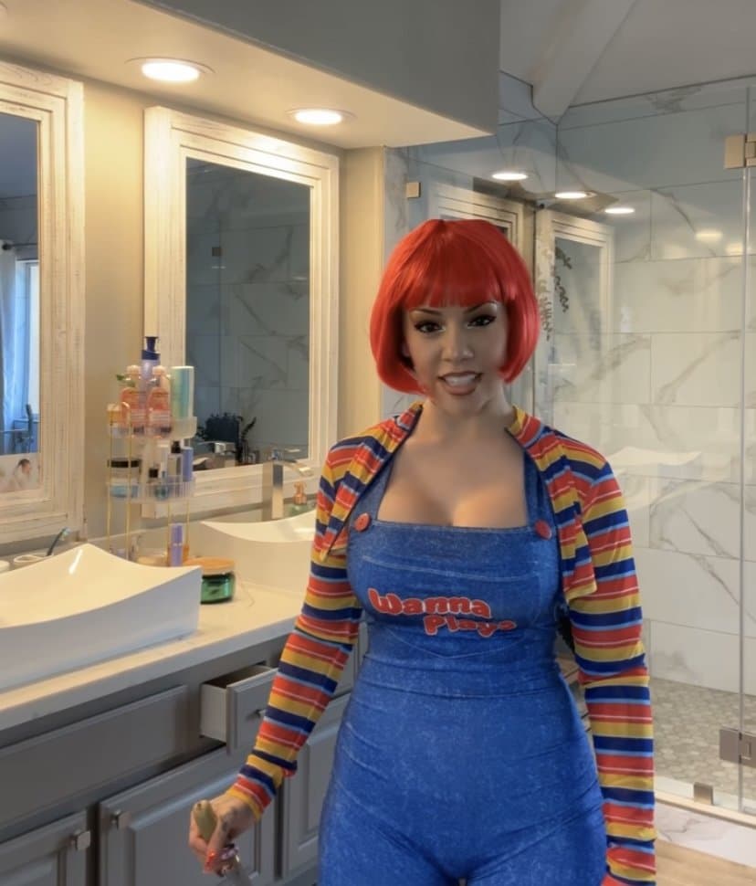 Click to view full size halloween time tits