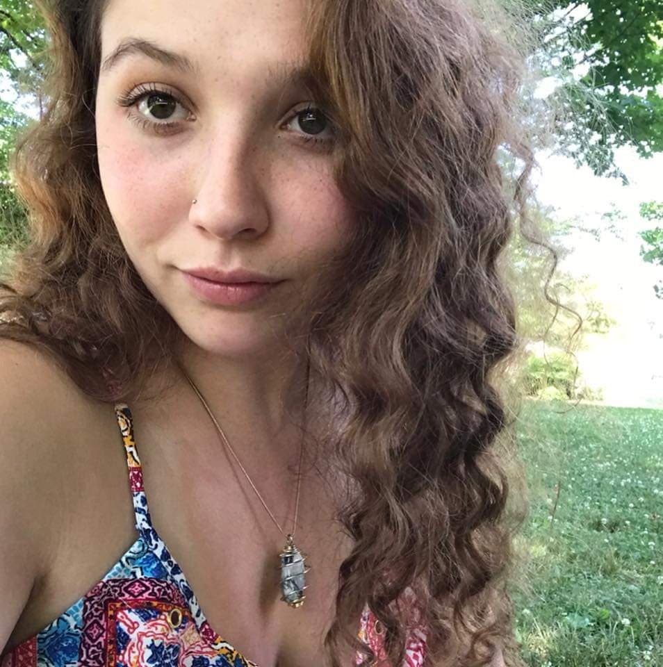 Click to view full size Big DD Balloons Amateur Web Slut