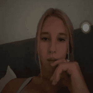 Click to view full size Blonde slut with perfect boobs 2025-08-12