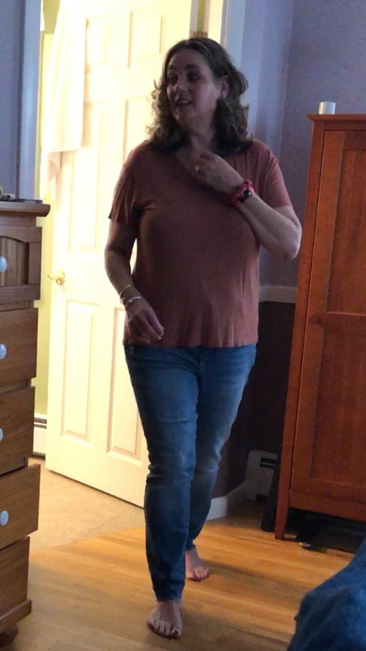 Click to view full size Deanna (Mass. beauty)