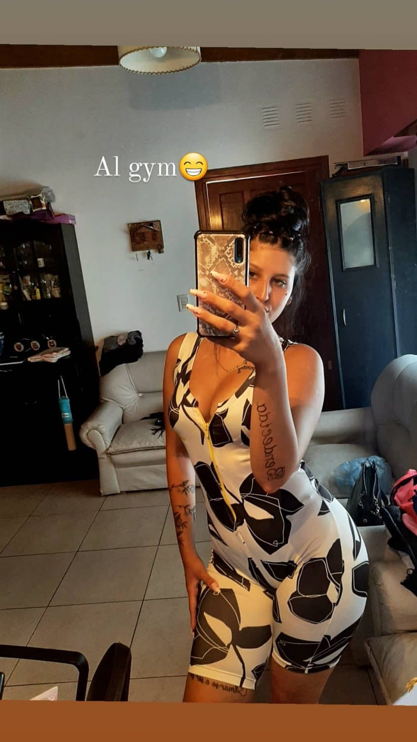 Click to view full size mikaela rocio una turra de culo abusivo