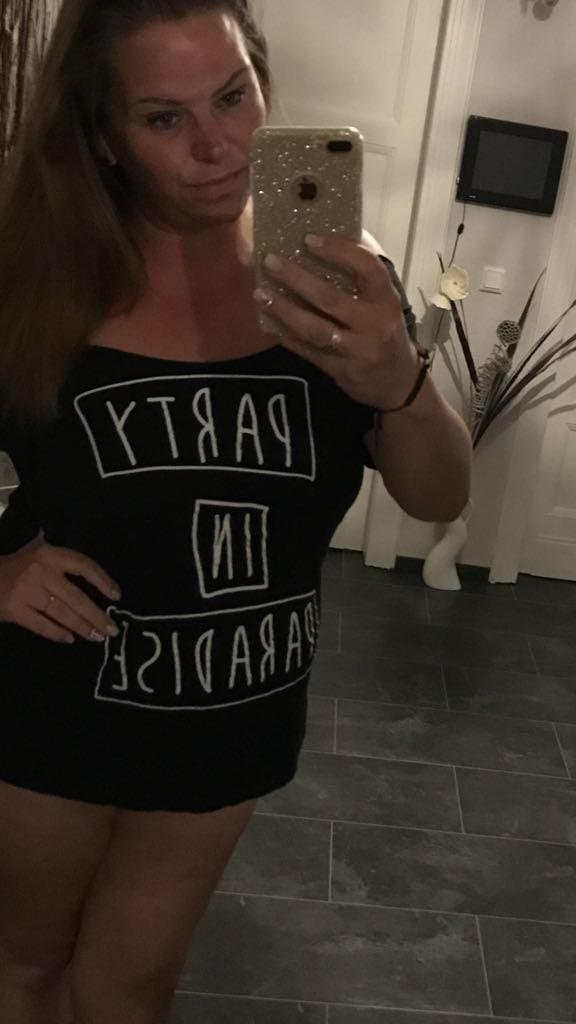 Click to view full size Stute durch ficken, wer will?