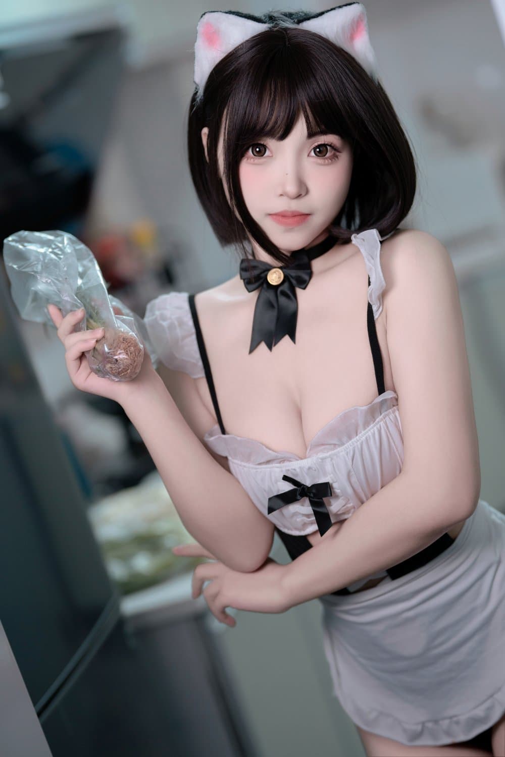 Click to view full size Cosplay-Bangni-Kitten-Diary-MissKON.com-005