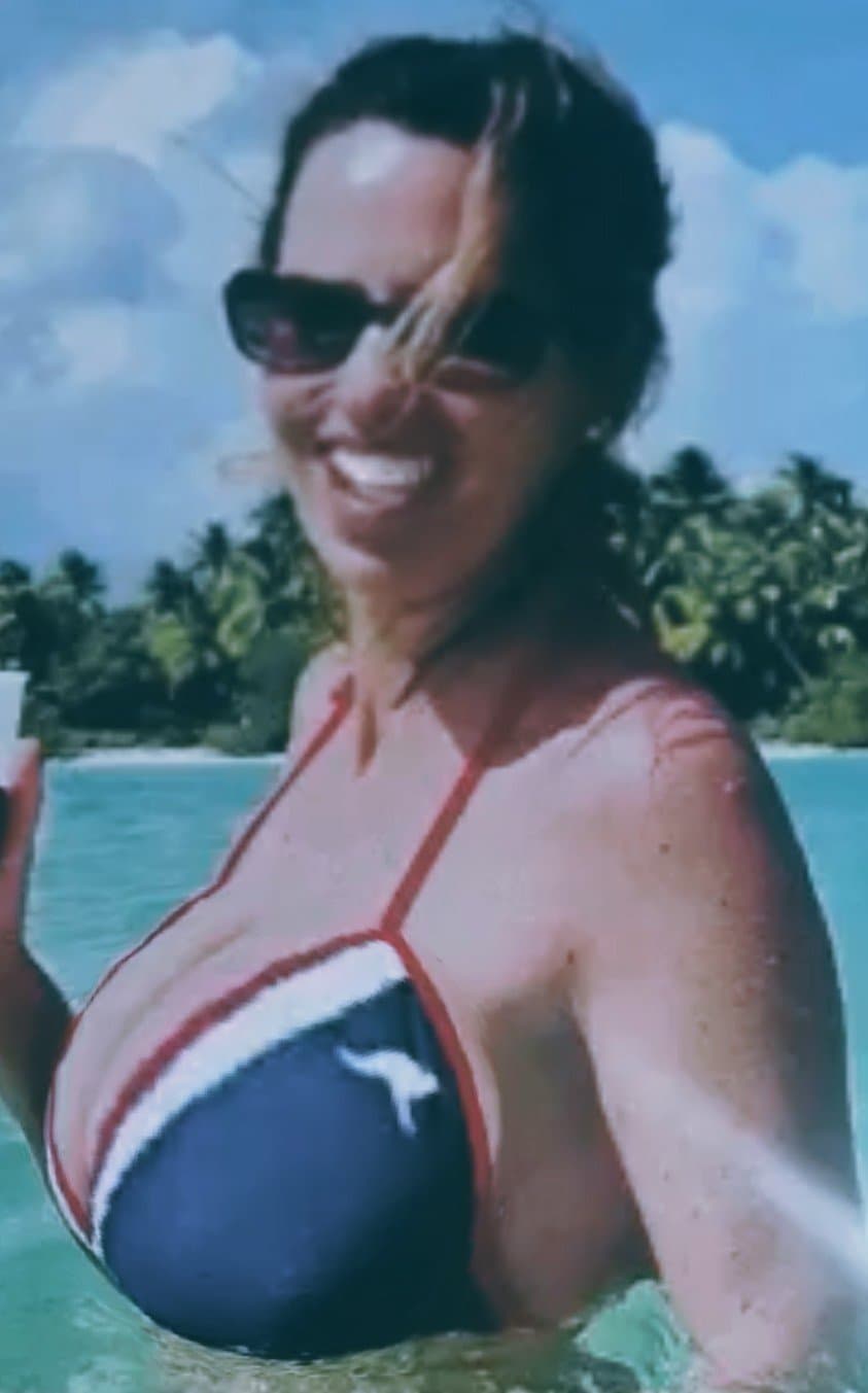 Click to view full size SIMONE SCHMITZ AUS GEILENKIRCHEN - PRIVATE MOMENTS-SUCKING COCKS, SHOWING TITS AND GETTING FUCKED !!