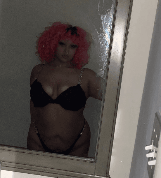 Click to view full size Leaked Pawg Emo Nudes