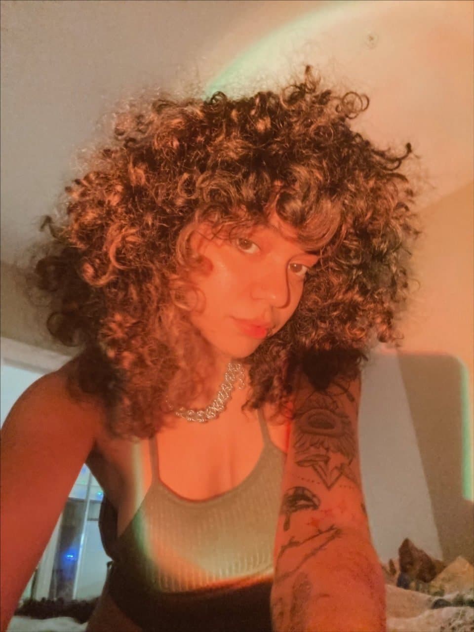 Click to view full size Novinha cacheada perfeita vazada videos novos