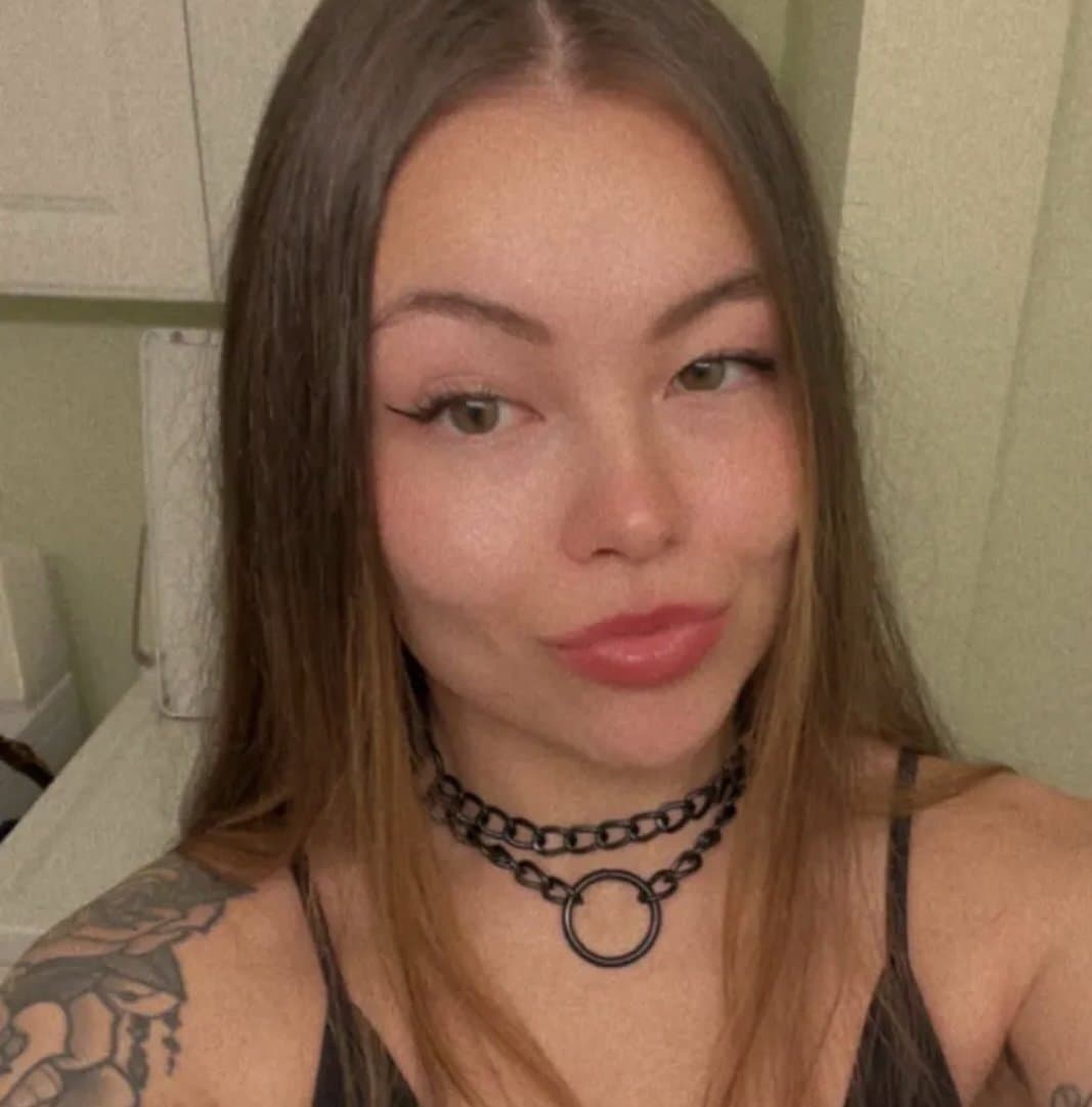 Click to view full size Peachy-Vibes (Taylor) & Wazamaniac