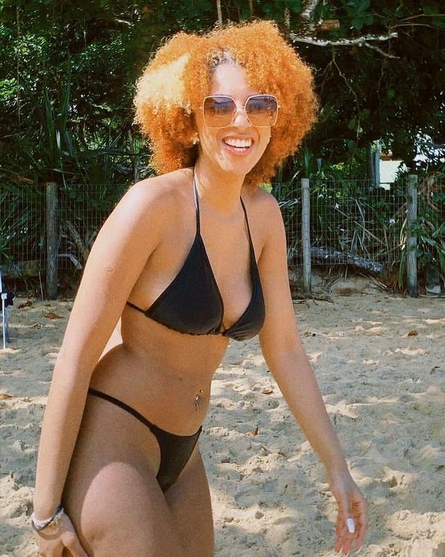 Click to view full size Preta rabuda