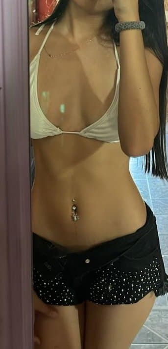 Click to view full size Lindas17??