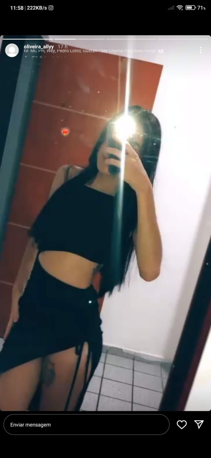 Click to view full size Um vez puta sempre puta