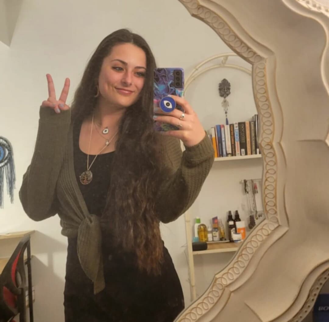 Click to view full size Dutch cumslut wants all her holes filled up