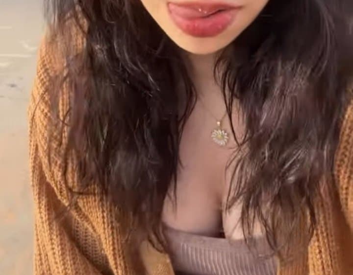 Click to view full size Lindas11??