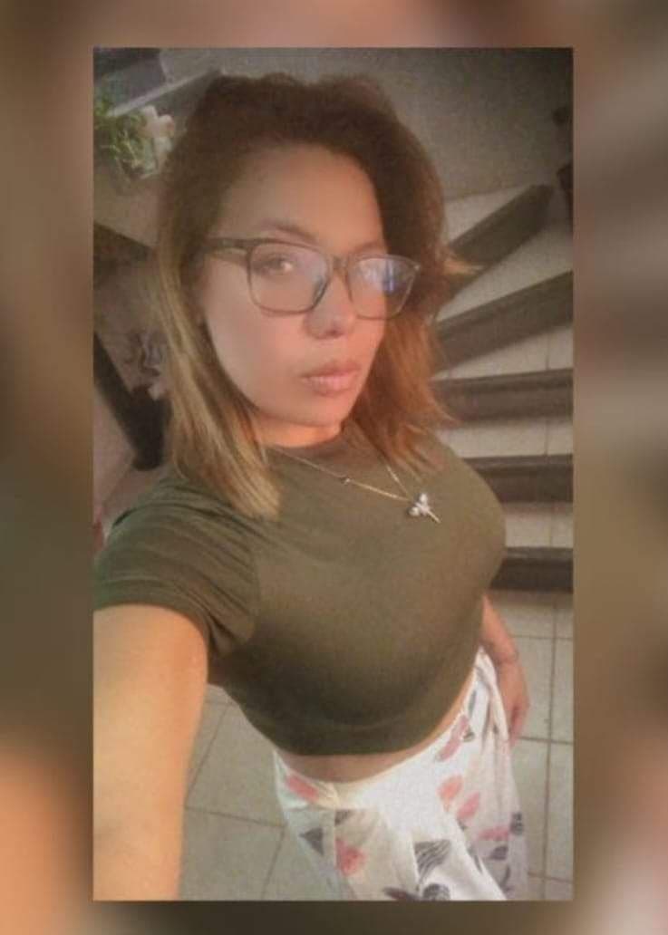 Click to view full size Maestra mexica de inglés Ximena, toda una puta